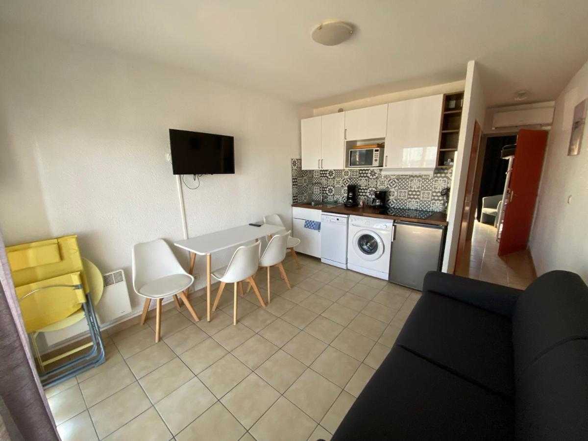 Sol-Y-Days Goeland, Appartement Avec Terrasse Front De Mer Et Place De Parking En Centre-Ville ル・グロー・デュ・ロワ エクステリア 写真