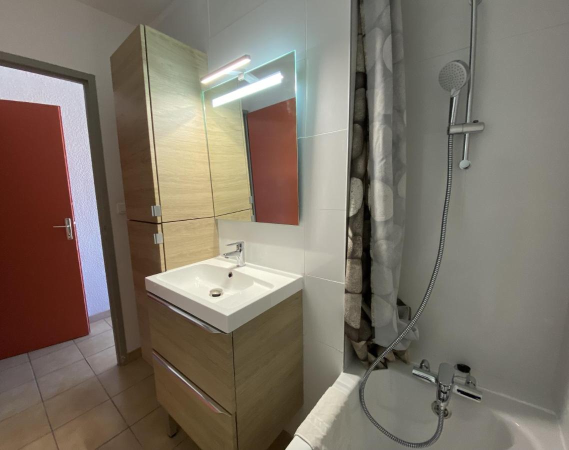 Sol-Y-Days Goeland, Appartement Avec Terrasse Front De Mer Et Place De Parking En Centre-Ville ル・グロー・デュ・ロワ エクステリア 写真