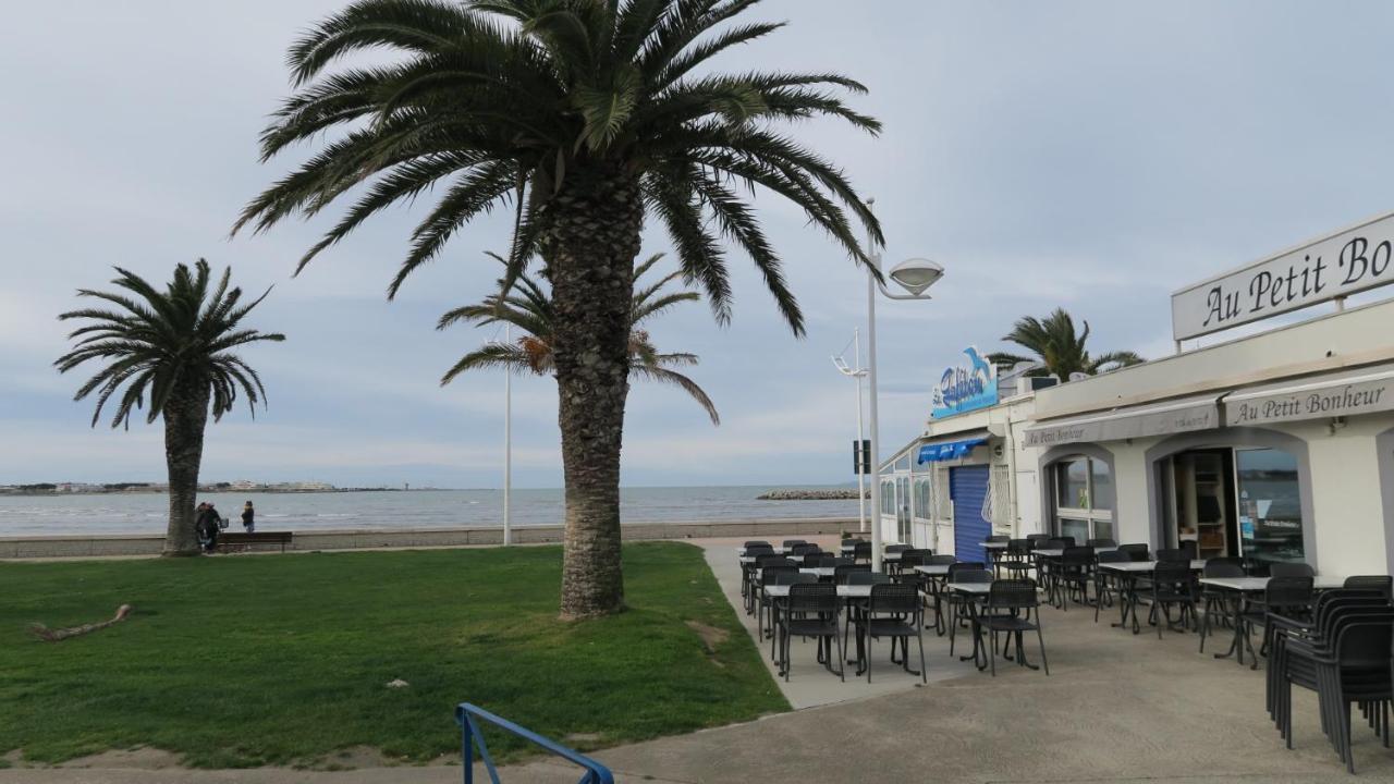 Sol-Y-Days Goeland, Appartement Avec Terrasse Front De Mer Et Place De Parking En Centre-Ville ル・グロー・デュ・ロワ エクステリア 写真